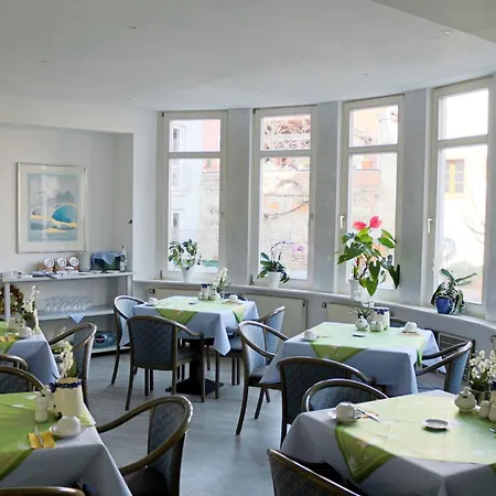 Отель Cronberger Hof 3*